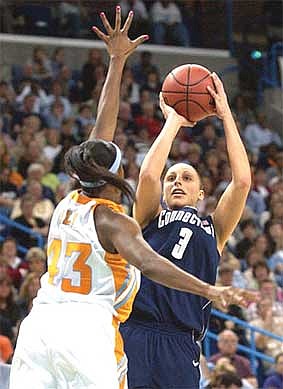 Taurasi cements legacy as big-game player