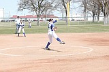 Lady Vikings go 1-3 on weekend home stand