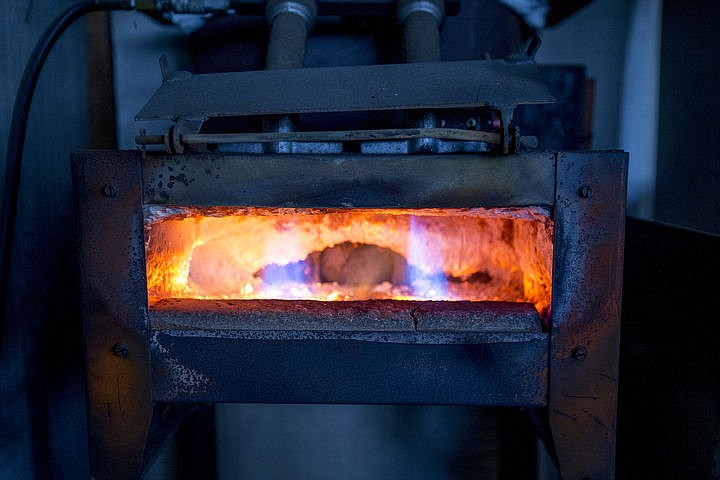 &lt;p&gt;A furnace is used to heat the steel leaf springs to about 2,000 degrees Fahrenheit in order to make the metal malleable. The springs are then cut and pressed before grinded down with a belt sander.&lt;/p&gt;