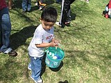 Moses Lake egg hunt attracts 2,000 plus