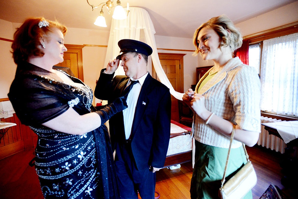 <p>Bobbie Anderson as Jane Russell flirts with Geoff Scott as JFK, as Caitlin Smith as Jackie O looks on in frustration.</p>