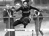 Two Ferdas fight winds but post top performances Invitational