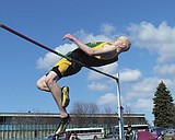 Senior 'Dogs lead at C-Falls Invite