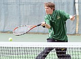 Boys tennis picks up win at Hamilton