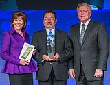 Moses Lake Industries wins Intel award