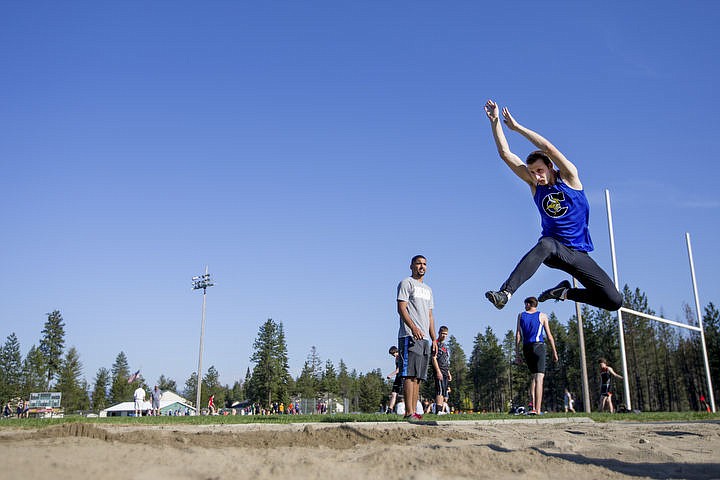 &lt;p&gt;Track teams from Lakeland, Post Falls, Lake City, Coeur d'Alene, Sandpoint and Lewiston gathered on Tuesday, April 19, 2016 for the Lakeland Twilight Relays track meet at Lakeland High School. To purchase photos, please visit: www.cdapress.com/photos&lt;/p&gt;