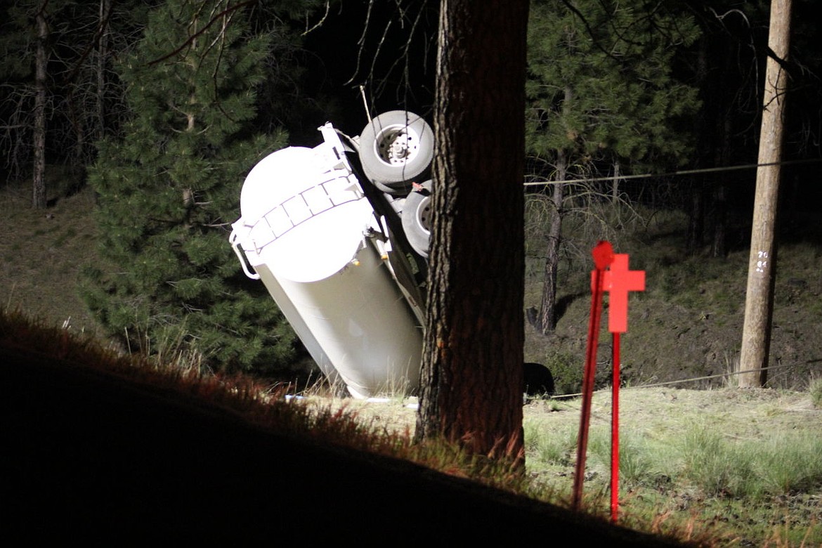 &lt;p&gt;The State Disaster Emergency Service responded Wednesday evening to an accident on Highway 10 West near Alberton. A truck trailer carrying 6,000 gallons of gasoline crashed into&#160;raven on Wednesday evening at 5 pm.&#160;The cleanup wasn&#146;t expected to be done until 3 a.m. The road was closed to all traffic.&lt;/p&gt;