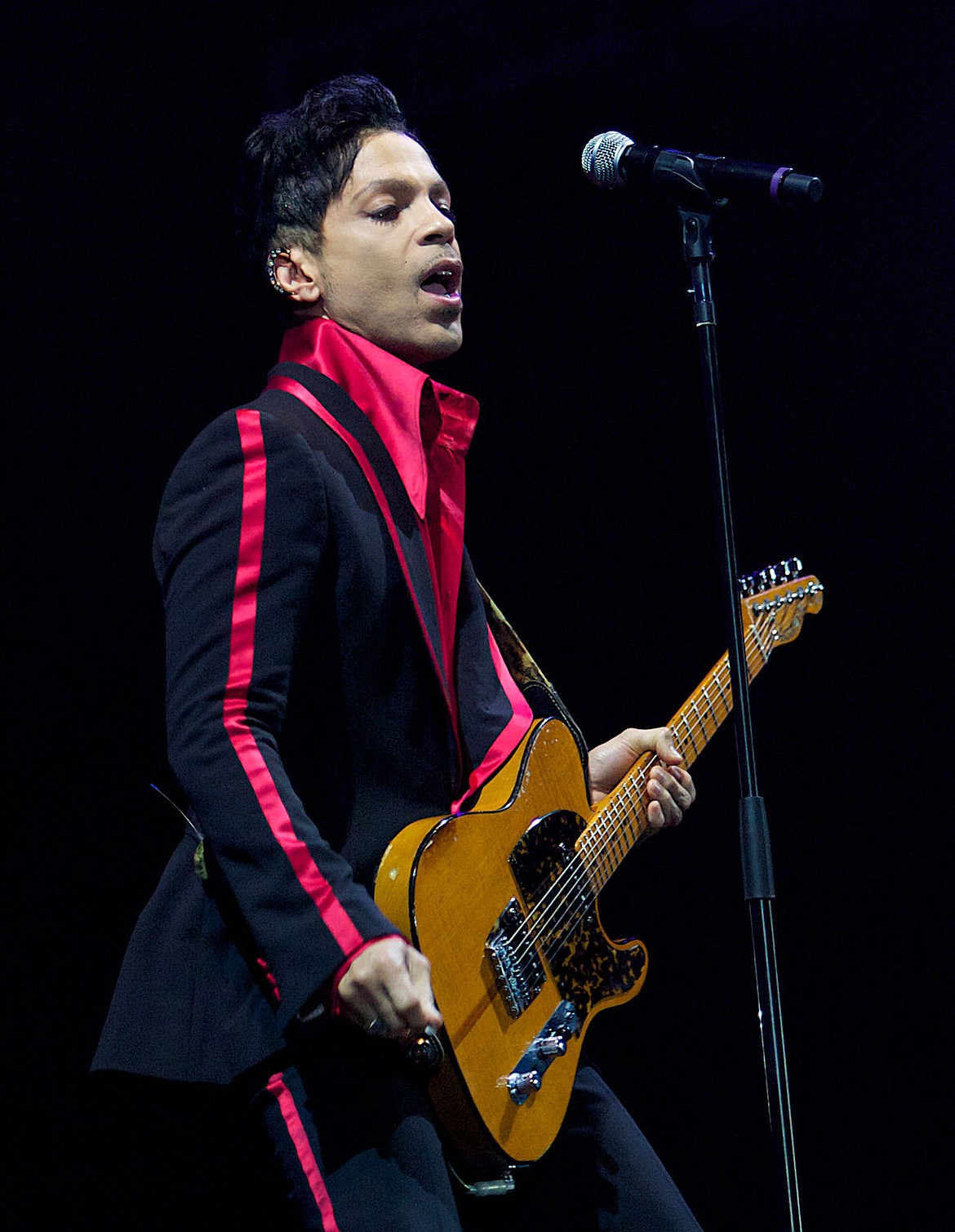 &lt;p&gt;FILE - In this Nov. 14, 2010 file photo, musician Prince performs in Yas Island, on the final night of the F1 motor race meeting in Abu Dhabi, United Arab Emirates. Prince's publicist has confirmed that Prince died at his his home, Thursday, April 21, 2016. He was 57. (AP Photo/Nousha Salimi, File)&lt;/p&gt;