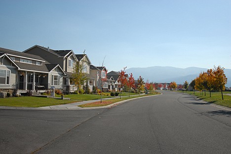 &lt;p&gt;Homes along Willamette Park showcase the wide variety of architectural designs available in Greenstone communities.&lt;/p&gt;