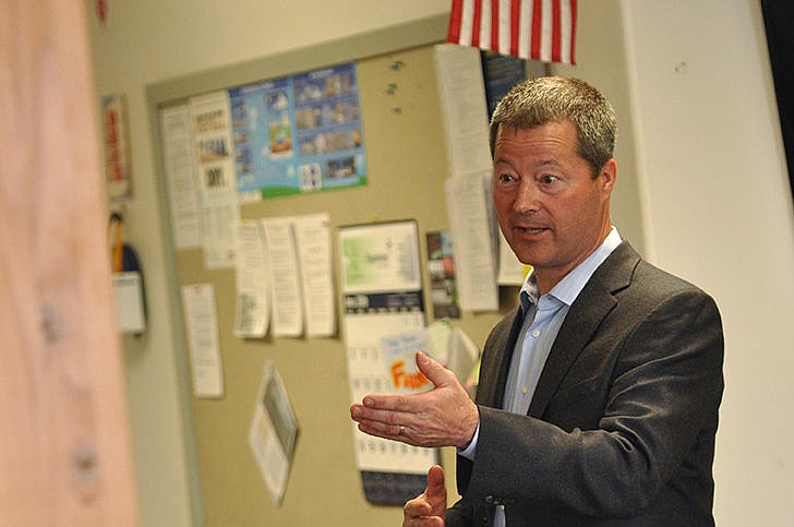 <p>Dr. Al Olszewski, Republican representative for House District 11, talks to the Pachyderm Club during a meeting at the Polson Rural Fire Hall Friday afternoon. The gathering was to address the state's stance of refugees.</p>