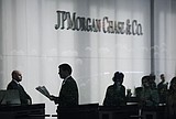 No sign of shareholder revolt against JPMorgan Chase CEO