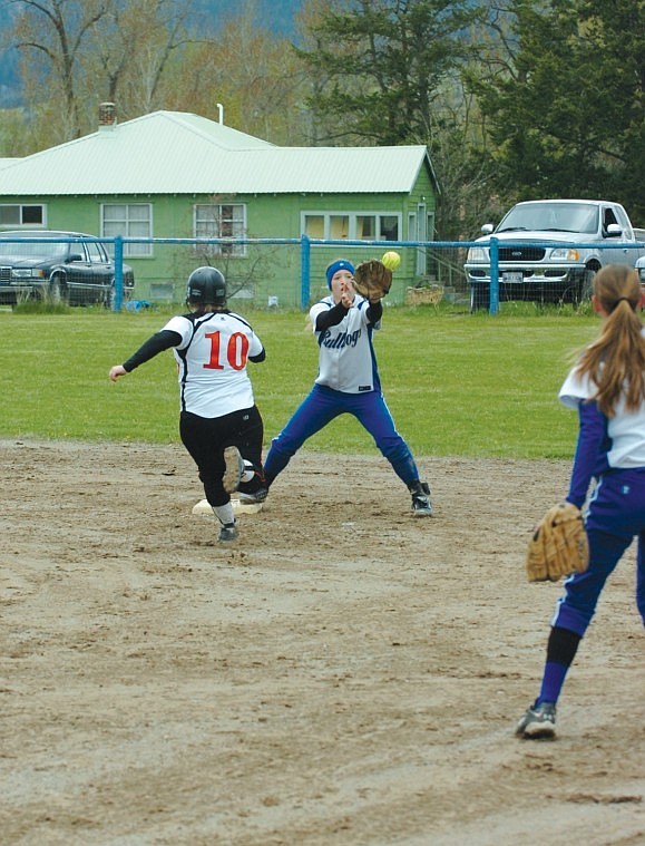 Sophomore shortstop Kinley Pope gets the out at second.