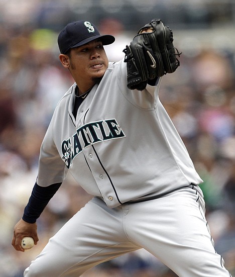 &lt;p&gt;Seattle's Felix Hernandez struck out 13 in pitching the Mariners to a 6-1 victory over the San Diego Padres on Sunday in San Diego.&lt;/p&gt;