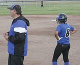 Warden softball wins district title