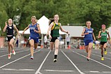 Schulz sweeps sprints at state
