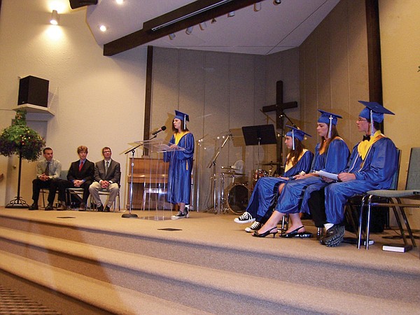 Lynzi Lapka gives a speech during the ceremony