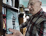 Harry Bernstein, published at age 96, dies