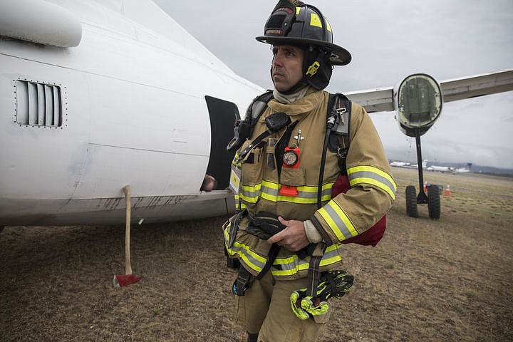 &lt;p&gt;LOREN BENOIT/Press As part of the Cascadia Rising training scenario, more than 70 first responders participated in a training exercise for a two-plane crash on Friday, June 10, 2016 at the Coeur d'Alene Airport. To make the scenario realistic, 24 volunteers acted as victims of the crash, and first responders had to assess and treat the victims on-scene as they would in a real crash. To purchase photo, please visit cdapress.com/photos&lt;/p&gt;