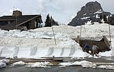 Crews tackle final Sun Road tasks