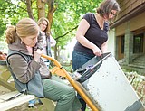 Volunteers help at Discovery Square