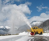 Park plow crews finishing up Sun Road work