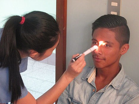 &lt;p&gt;Dr. Anna Shi checks a patient&#146;s pupils.&lt;/p&gt;