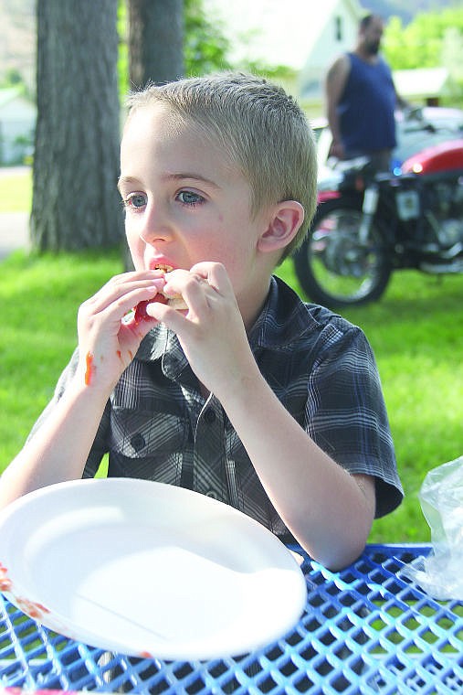 &lt;p&gt;Rilyn Roberts, 5, eats a hot dog during the first ever H.E.R.O Club in Superior. The club aims to provide positive entertainment, while focusing on being drug and alcohol free.&lt;/p&gt;