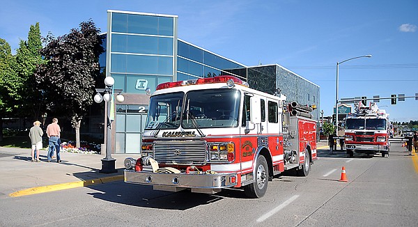 &lt;p&gt;Four fire engines were responded to a report of smoke smell in
the basement of First Interstate Bank on Friday morning at the
corner of Main and Center in downtown Kalispell.&lt;/p&gt;