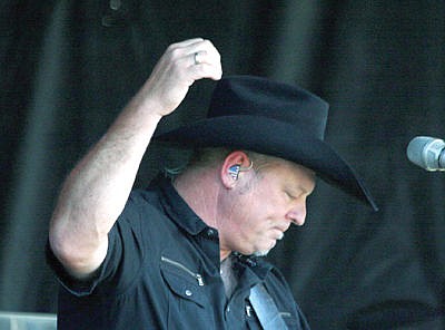 &lt;p&gt;John Michael Montgomery, Big Sky Bash 2016. (Seaborn Larson/The Western News)&lt;/p&gt;