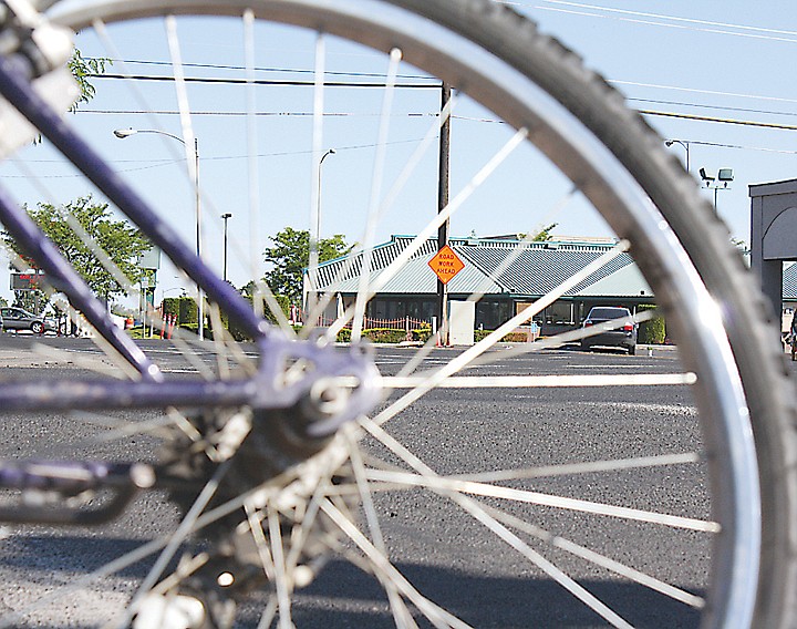 Moses Lake leaders are hoping to start making the city a more
bike-friendly place by installing sharrows along sections of Third
Avenue, Fourth Avenue and Balsam Street downtown.