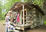 Glacier's Discovery Cabin a great place for kids