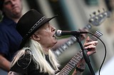 Johnny Winter dies