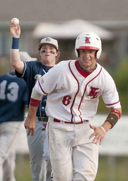 &lt;p&gt;Cody Dopps tries to make it back to first base after getting
caught in a rundown against the Missoula Mavericks Thursday night
at Griffin Field.&lt;/p&gt;