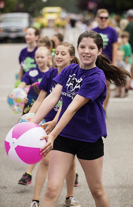 <p>LOREN BENOIT/Press Thousands enjoy a Saturday filled with fun Rathdrum Days events including a parade, a wiener dog race at Lakeland Junior High, a classic car show at that school and food at the vendor/food fair, Saturday, July 16, 2016. To purchase photos, please visit www.cdapress.com/photo</p>