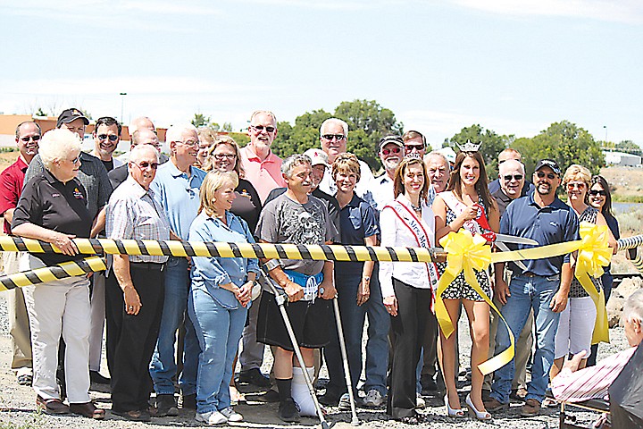 Several people were in attendance for the ribbon cutting
ceremony for the Moses Lake dredge project