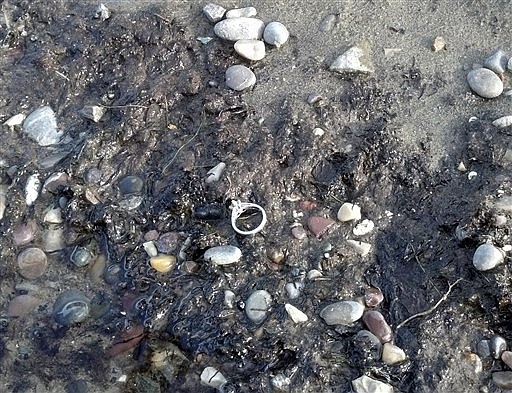 &lt;p&gt;This Monday July 23, 2012 cell phone photo provided by Emily Geisler shows a platinum Princess cut diamond ring belonging to Necia Rasmussen that washed up on the shore of Rigby Lake in Idaho and found by Geisler while she was kayaking _ four years after it went missing. (AP Photo/Courtesy Emily Geisler)&lt;/p&gt;