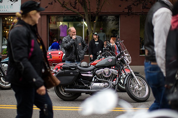 &lt;p&gt;TESS FREEMAN/Press&lt;/p&gt;&lt;p&gt;Don Wagar smokes a cigarette after getting off his bike for the Coeur d&#146;Alene Ride and Block Party on Thursday afternoon. Wager rode for two days from Calgary to participate in the Pacific Northwest Harley Owners Group (HOG) Rally. Over 1,600 Harley-Davidson motorcycle enthusiasts will participate in the four-day event.&lt;/p&gt;
