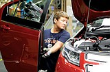 Manufacturing growth hits lowest level in 2 years
