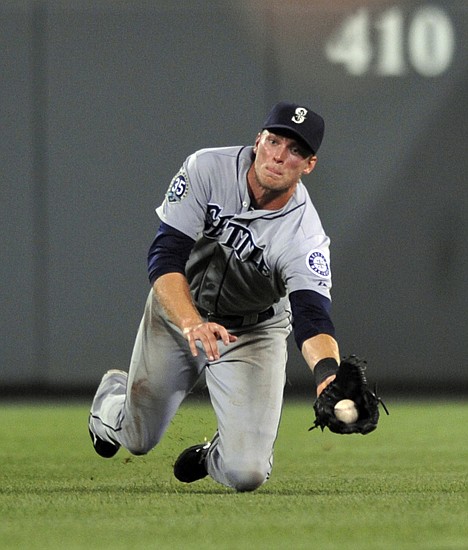 &lt;p&gt;Seattle Mariners center fielder Michael Saunders makes a diving catch on a fly ball hit by Baltimore Orioles' Robert Andino in the eighth inning of a baseball game, Monday, Aug. 6, 2012, in Baltimore. The Orioles won 3-1. (AP Photo/Gail Burton)&lt;/p&gt;