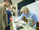 Glacier artist gives audience a hands-on experience