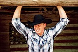 Rising country music performer returns to Montana