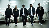'Straight Outta Compton' goes to the top of the box office