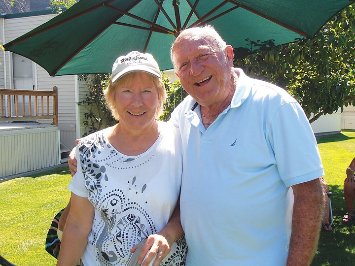 Stephanie Strong and Jerry Riddle won the putting contest.