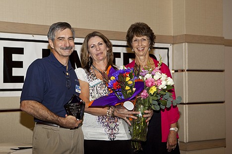 &lt;p&gt;Left to right: Scott Fischer, United Way Board President, Linda Holehan, Joyce Barton, 2011-12 United Way Campaign Co-Chair.&lt;/p&gt;