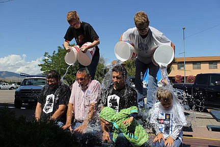 0828_IceWaterChallenge4_web_.jpg