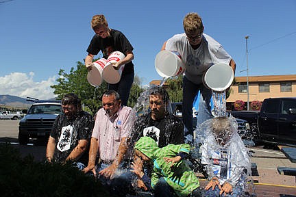 0828_IceWaterChallenge5_web_.jpg