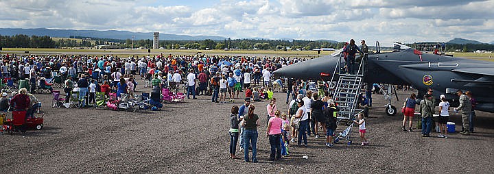 &lt;p&gt;Overview of the crowd on Saturday, August 30 at the Mountain Madness Air Show. (Brenda Ahearn/Daily Inter Lake)&lt;/p&gt;