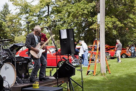 &lt;p&gt;George Henry and his band played classic rock tunes throughout the day Sunday at Labor Day on the Grass in Spirit Lake. George Henry and his band played classic rock tunes throughout the day Sunday at Labor Day on the Grass in Spirit Lake.&lt;/p&gt;