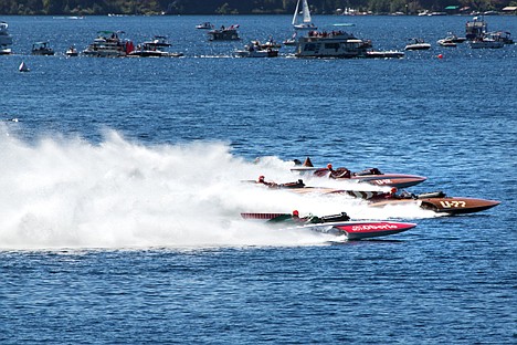 &lt;p&gt;A formation of hydroplanes takes the course Saturday during the vintage exhibition at the Diamond cup hydroplane races.&lt;/p&gt;