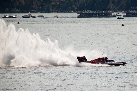 &lt;p&gt;The Graham Trucking H1 Unlimited hydroplane leads the field in the final lap of the 2013 Coeur d'Alene Diamond Cup.&lt;/p&gt;